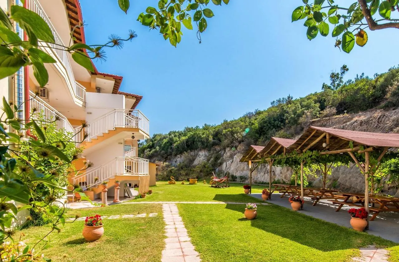 House Meltemi Apartment Kalamitsi  Greece