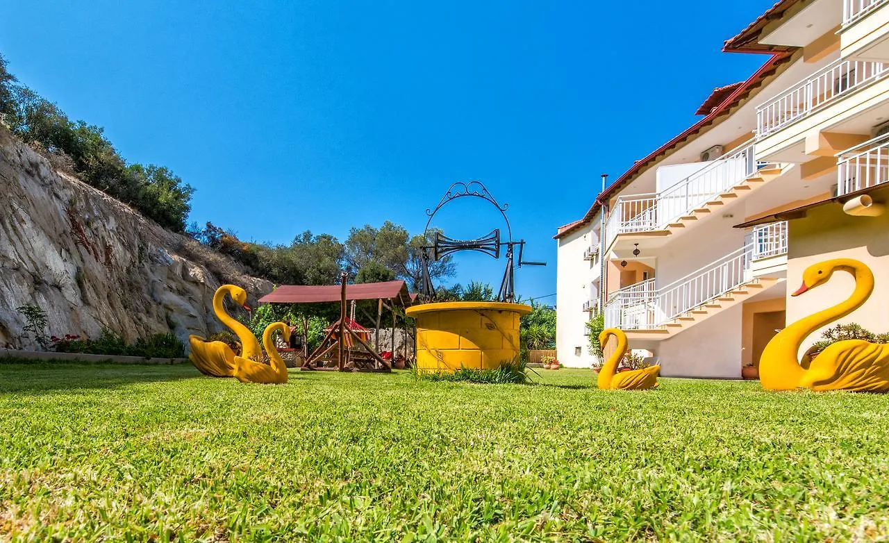 House Meltemi Apartment Kalamitsi
